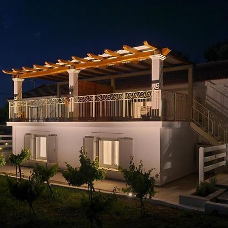 Apollonides Seafront Villa1 Aoede Lixouri Extérieur photo