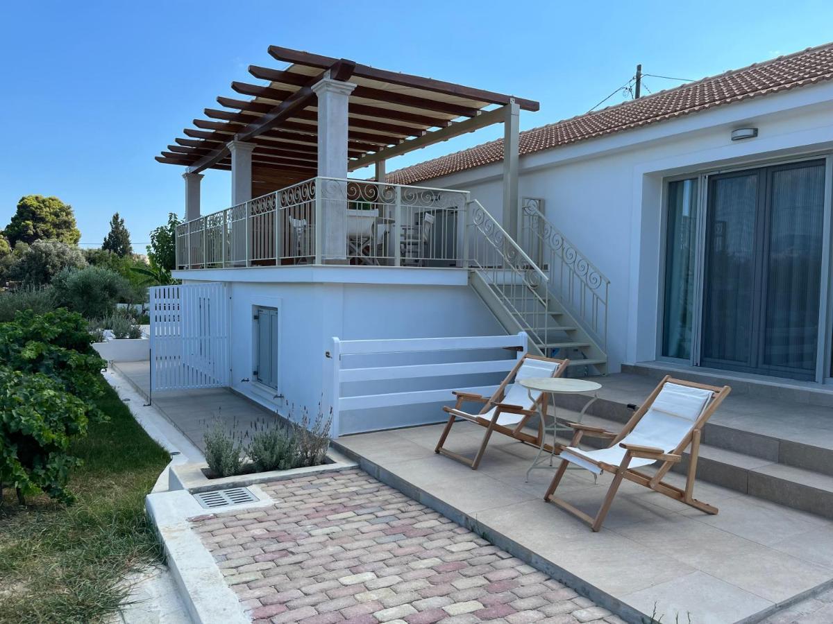 Apollonides Seafront Villa1 Aoede Lixouri Extérieur photo